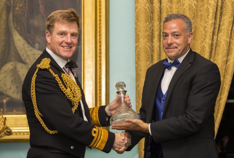 Vice Admiral Ben Key CBE presents Ian Urbina